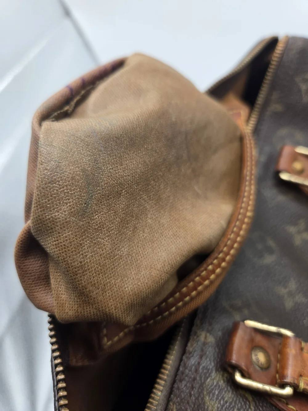 Vintage Louis Vuitton Speedy 30 W COA
